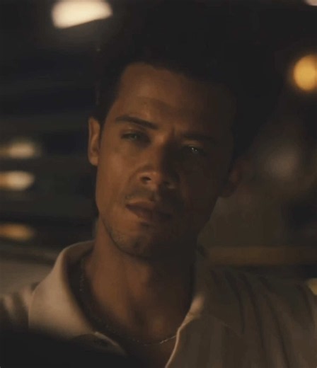 Ooohhh I’m living for this Louis @0megalou #iwtv #fyp #louisdepointedulacedit #louisdepointedulac #iwtvedit thevampirelestat thevampirelestatedit interviewwiththevampireedit interviewwiththevampire jacobanderson jacobandersonedit