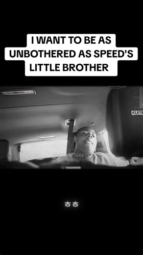 IShowSpeed Pours Water on Jamal, He Just Eats It 😭 #ishowspeed #prank