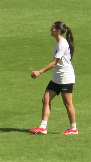 Laat haar maar schieten 😂