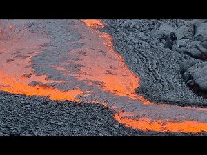 THOLEIITIC BASALT LAVA makes up much of the ocean crust and ALL OF MOON'S BASALT! 28.08.21