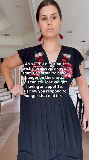 Merris Taylor | GLP-1 Weight Loss Dietitian on Instagram: "Hunger isn’t the enemy on the shots, THIS is… 👇 In order to lose weight, we need to eliminate hunger, right? Not quite. Hunger is our friend, it was designed to keep us alive. Without it, you will waste away. So when I see people on GLP-1 meds worrying that they still have hunger and thinking it’s a bad thing, I’m like whattt 😩 I am here to tell you… hunger is not the enemy on your GLP-1 weight loss journey. Food noise is the enemy! Wh