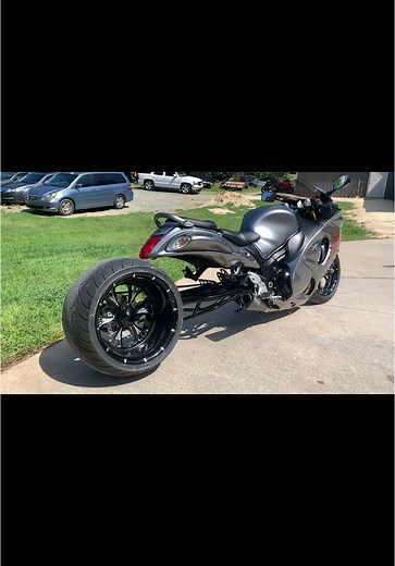 Stretched Hayabusa: Custom Cycles by C&S