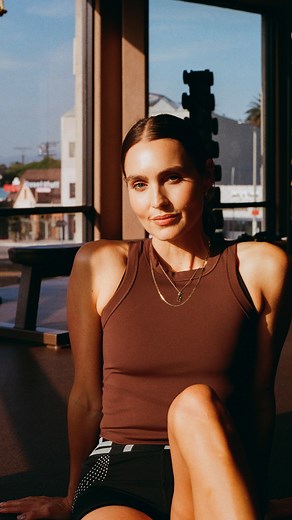 KIRSTY GODSO on Instagram: "Have an LA day with me at my specially curated @airbnb Experience ❤️‍ Caffeine on arrival, an intimate Pyro workout, post workout Made Of smoothies and hangs - all at this beautiful Beverly Hills home. You’ll also leave with a 1 month membership to the @pyrosport app as well as a bag of @madeof_____ protein to keep the energy going ⚡️ I can’t wait to host you all - more details at link in my bio!"