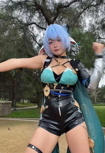 I love this dance #lucia #zzz #cosplay #zenlesszonezero #cos