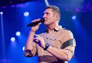 Who is Kurt Darren? Stick around to find out