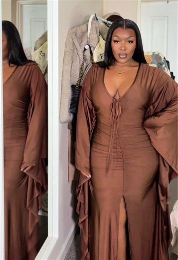 Shop the Gorgeous Dress at SHEIN with Big Discounts