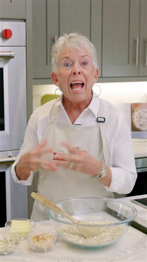 The VeryVera Show is coming to Peoria in Season 14! Watch on WMBD, Saturdays at 6:00pm! | VeryVera