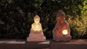 Buddha Statue Outdoor with Lotus Flower Light, IP65 Waterproof Solar Statue Lights, Outdoor Statues for Garden, Zen Decor for Garden, Home, Patio, Lawn