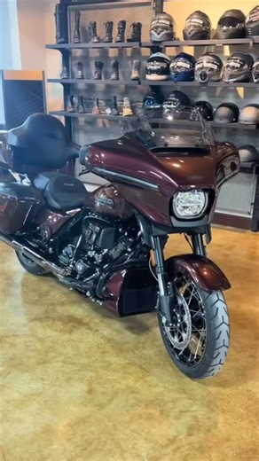2024 Harley-Davidson® FLHXSE – CVO™ Street Glide™ 🔥 $220 Bi-Weekly 💰 Stage 2 audio | Quick detach Tour Pak | Upgraded windscreen | CVO bike cover Call/text us: 403-527-9235 📞 #HarleyDavidson #CVOStreetGlide #BadlandsHD MotorcycleLife | Badlands Harley-Davidson