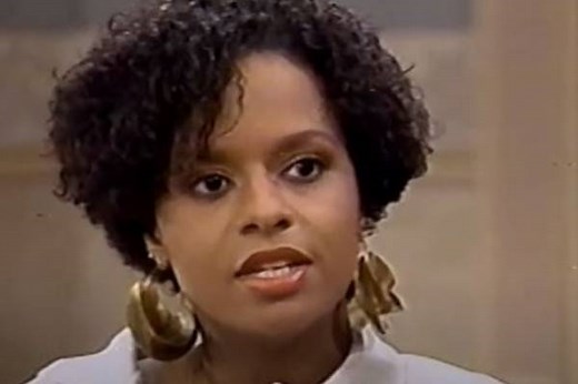Tempestt Bledsoe Biography - Net Worth, Career, Husband | BiographySet