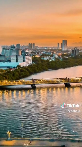 Descubra os Encantos de Pernambuco: Entardecer em Recife