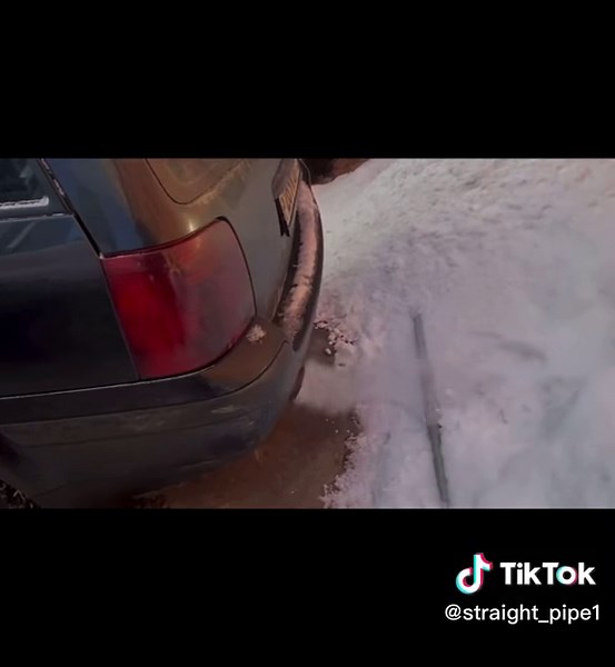 Passat 1,9 TDI Straight pipe Cold start!#passat#TDI#Coldstart
