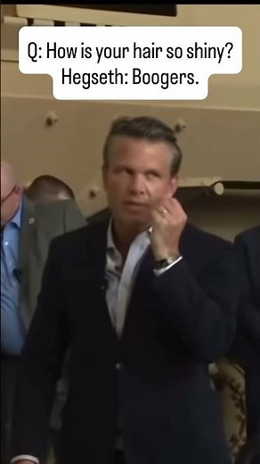 The secret of Pete Hegseth’s hair is just…boogers #boogers #petehegseth #trump #colinjost #maga #fyp