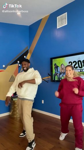 Dance with us every week on our YouTube channel: OFFICIAL BOSS FAM https://youtu.be/cvbNMopIGL4 LINK IN BIO @twitchtok7