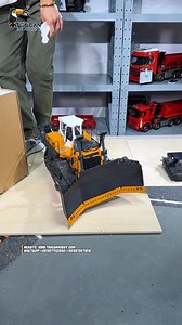 This is an unboxing video of the 1/14 scale rc metal hydraulic bulldozer 776 with a rear hook. Let's join Oliver to see what surprises are inside the package! #rcmodel #rcworld #rclife #rclover #rccommunity #RC #Toucanhobby #bulldozer #LR776 #unboxing #Oliver | Toucanhobby RC Construction Vehicle