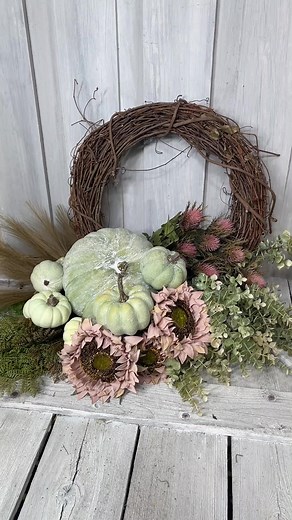 🍃 Want a fresh twist on fall? This Green Pumpkin Front Door Wreath blends soft greenery, muted pumpkins, and warm pink sunflowers for a look that works from late summer through Thanksgiving. Inside Kelea’s Design School, we show you step-by-step how to make it share all the supplies we used. 🎨 Join KDS today! 👉 https://www.keleas.com/product/kds-tutorial-green-pumpkin-front-door-wreath-supply-list/ #WreathTeacherDotCom #KeleasDesignSchoolDotCom #KeleasDotCom #Keleas | Kelea's