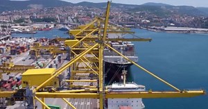 Le conseguenze della guerra viste dal Porto di Trieste, l'intervista a Enrico Samer