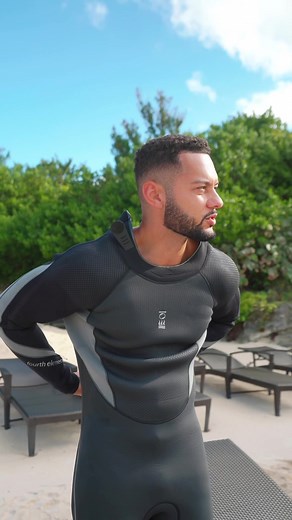 Ready, set, dive 🤿 Some of the best scuba locations in the world are a short two-hour flight from the East Coast. Be blown away by shipwrecks, wildlife, and underwater flora. 📹 @treyfoundjules #HowToHamiltonPrincess #GoToBermuda #PrincessBeachClub #HamiltonPrincess #ScubaDiving #Scuba