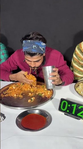 1 Minute Me Maha Thali Singapore Chowmein Noodles Khao 3500₹ Gift Le Jao 🤬| Eating Challenge