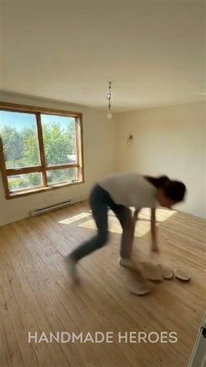 Epoxy floor that transforms the whole room ✨