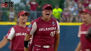 📼 WCWS HIGHLIGHTS: (1) Oklahoma Softball defeats (10) Florida State Seminoles Softball, 6-2, in game two of the Championship Series. #WCWS | NCAA Softball