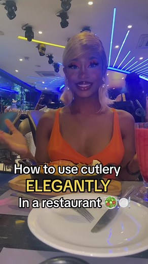 How to yse a fork and knife elegantly 💖✨ #elegance #elegancetips #elegantlady #cutlery #cutleryetiquette #etiquette
