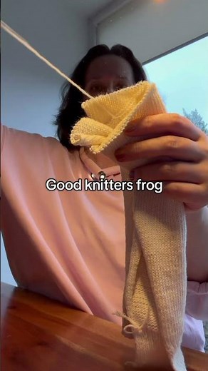 Frogging what I’ve knitted on 2.0-2.5 mm needles is fun 😅