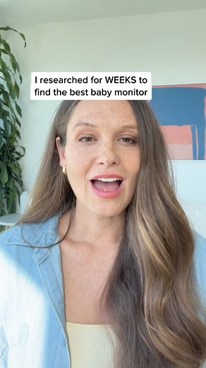 Looking for the best baby monitor? Owlet Dream Sock is a clear winner 🏆 Track your baby’s pulse rate and oxygen in real time and receive notifications when your baby needs you 🤍 | Owlet