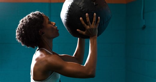 Keen to tone your arms? A PT’s pick of the 8 best shoulder workouts to boost both confidence and strength