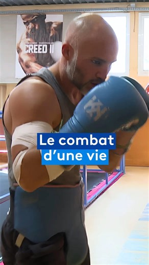 "Il faut être à 100% le jour J", le boxeur professionnel David Papot prépare la demi-finale IBF, le combat de sa vie. 🥊 ►https://france3-regions.franceinfo.fr/pays-de-la-loire/loire-atlantique/saint-nazaire/il-faut-etre-a-100-le-jour-j-le-boxeur-professionnel-david-papot-prepare-la-demi-finale-ibf-le-combat-de-sa-vie-3216563.html #boxe #ibf #combat #davidpapot David Papot Officiel Boxing Club Baulois | France 3 Pays de la Loire