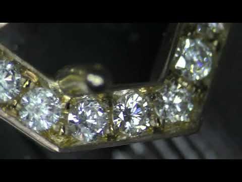 Setting a geometrical pave halo- prep layout by @setbysk, (WATCH FULL VIDEO ON OUR YT CHANNEL) #ring