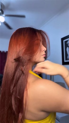 Mishelle Compres on Instagram: "Lo que debí subir ayer después de lavarme el pelo 😂😍🫶 #mocana #belleza #cuidado #amor #estilo #hair"
