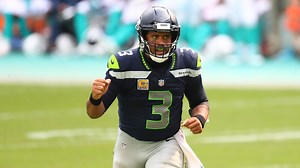 385K views · 3.7K reactions | Russell Wilson's two touchdown day keeps the Seattle Seahawks undefeated on the year! #SEAvsMIA | NFL Game Recaps | Facebook