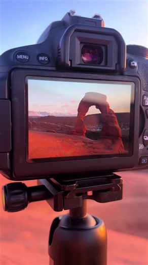 Hiking to Delicate Arch at Arches National Park