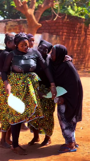 #creatorsearchinsights #entertainment @Evenements jeune filles