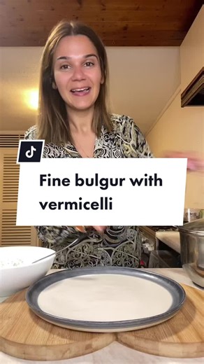 Easy Bulgur Rice with Yogurt & Cucumber Dip