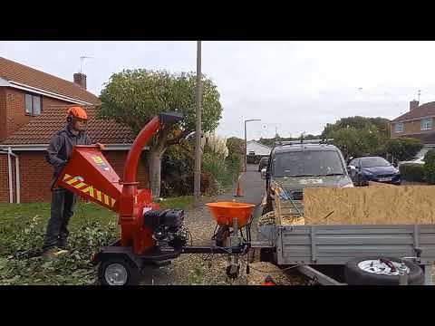 crytec 5 inch road towable wood chipper