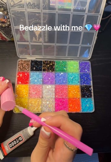 Sit back and watch this quick bedazzling video 💗 #bedazzled #tiktokshopbedazzlekit #nymdiy #diamondbling