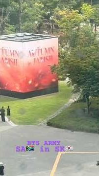 South Korea in Autumn 🍂 BTS ARMY IN SOUTH KOREA 🇰🇷 BODY TO BODY @BTS#bts #btsarmy #music