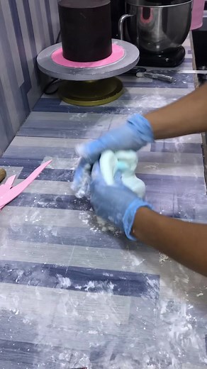 80s Theme Fondant Cake ♥️ | Dizon's Cake Corner