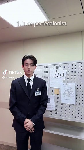 Which type you like?🧑‍💼 #NoDoubt #ENHYPEN #ROMANCE_UNTOLD_daydream | enhypen