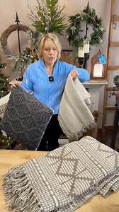 Friday funday! New winter looks for cozy decorating after Christmas! | Magnolias