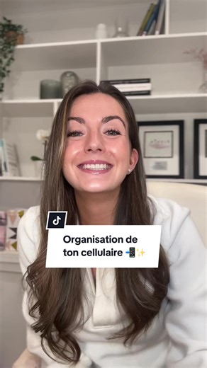 Ok j’arrive en 2026 et j’ai découvert les « widgets » de mon cellulaire et j’ai refait l’organisation complète de mon cell et pour une fille comme moi qui aime que tout soit en ordre c’est vraiment un gros plus dans ma vie 🥹✨ Es-tu comme mes amies pour qui la dernière application téléchargée s’en va à la fin de toutes les applications ou tu es plus comme moi?💁🏻‍♀️ Toujours ouverte à d’autres trucs d’organisation dis-moi ça 👉🏻 Et si tu as des questions dis le moi! #organisation #cellulaire #