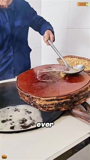 The Benefits of Pouring Hot Oil on Cutting Boards