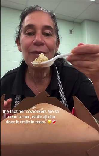 Heartwarming Support for Gwen Amidst Hardships