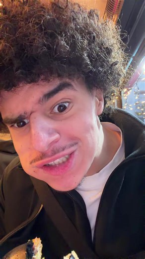 why they were looking at me #blackandwhite10k #eyebrows #talent #dance #moving