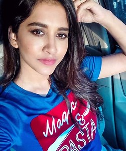 Nabha Natesh Age, Boyfriend, Family, Biography & More » StarsUnfolded