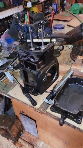 Andrew Hanna on TikTok