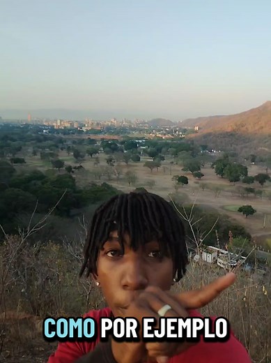 lean bien!. Me están informando que llegar hasta ese lugar está prohibido, pero yo llegue hasta ese punto porque no sabía que no se puede llegar hasta allá porque yo no ví ninguna señalización de no pasar y como ví el camino marcado, pensé que se podía seguir. Así que ya saben, tengalo en por si quieren subir hasta allá para que no vayan #parati #senderismo #maracay #venezuela #aventura