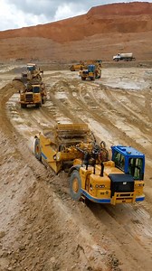 876K views · 35K reactions | LB3 Enterprises paddle wheel scrapers working on a large earthmoving project in Southern California | Awesome Earthmovers | Facebook